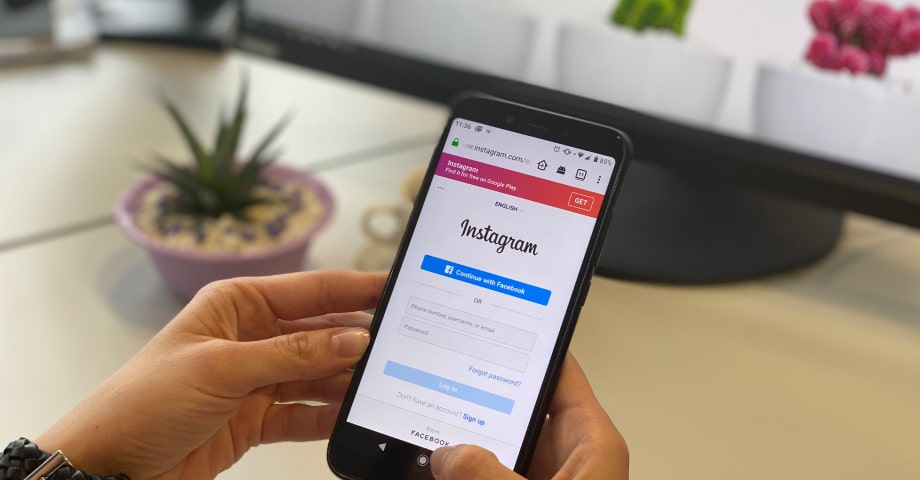Instagram hikayelerde altyazı nasıl eklenir